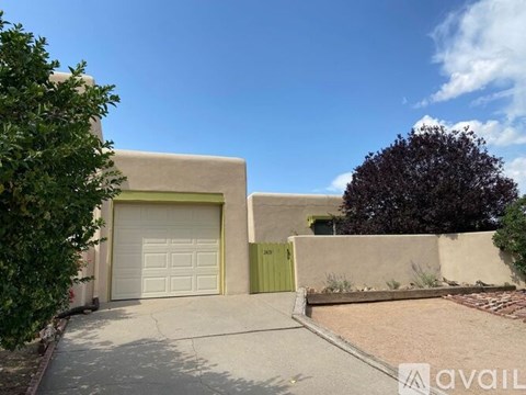2401 San Patricio Plaza 3 Beds Apartment for Rent