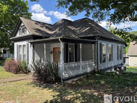4518 Saint Elmo Avenue 2 Beds Apartment for Rent