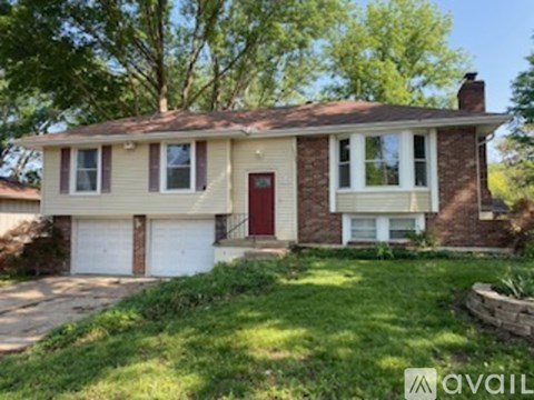 409 NE Duncan Rd 3 Beds Apartment for Rent