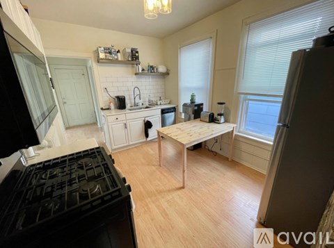 2519 N Murray Ave 3 Beds Apartment for Rent