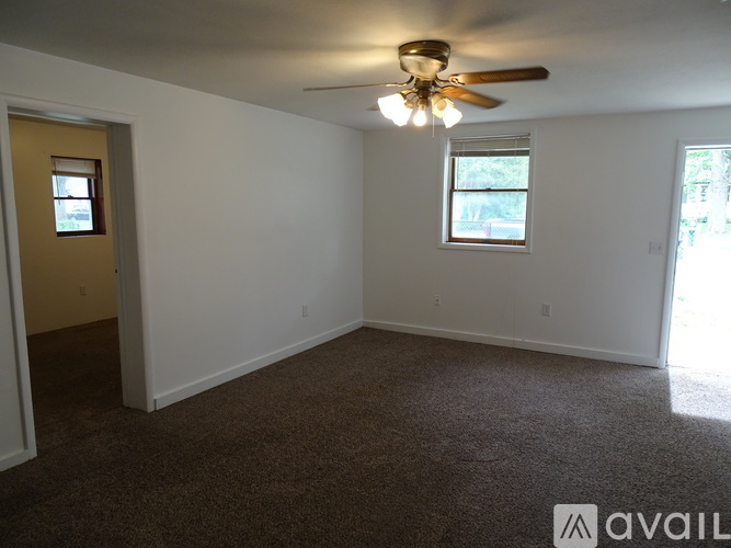 126 N Washington St 2 Beds Apartment for Rent - Photo gallery 3