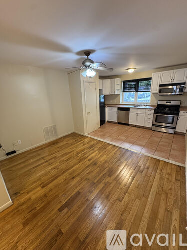 349 Gorge Rd 1 Apartment for Rent - Photo gallery 2