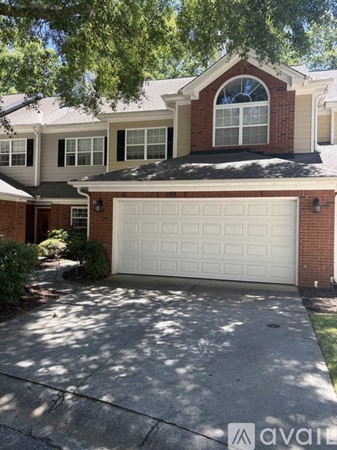 21 Elan Ct 3 Beds Apartment for Rent