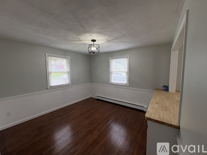 174 Newell Avenue 3 Beds Single Family Home for Rent - Photo gallery 3