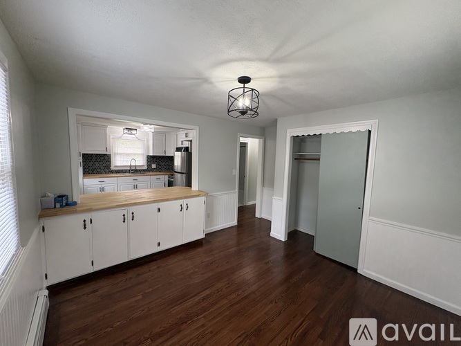 174 Newell Avenue 3 Beds Single Family Home for Rent - Photo gallery 4