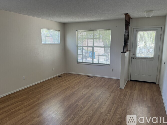 8 Gamay Court 3 Beds Single Family Home for Rent - Photo gallery 2