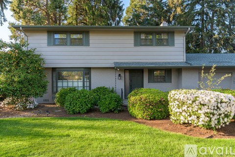 1565 Flintridge Avenue 4 Beds Apartment for Rent
