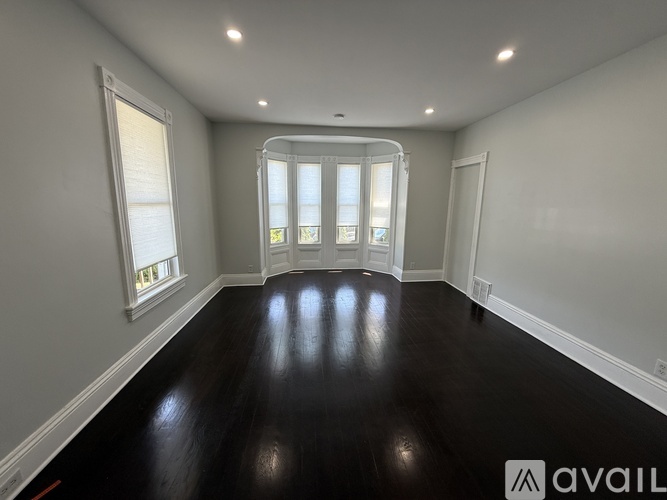 54 South Street 2 Beds Single Family Home for Rent - Photo gallery 2