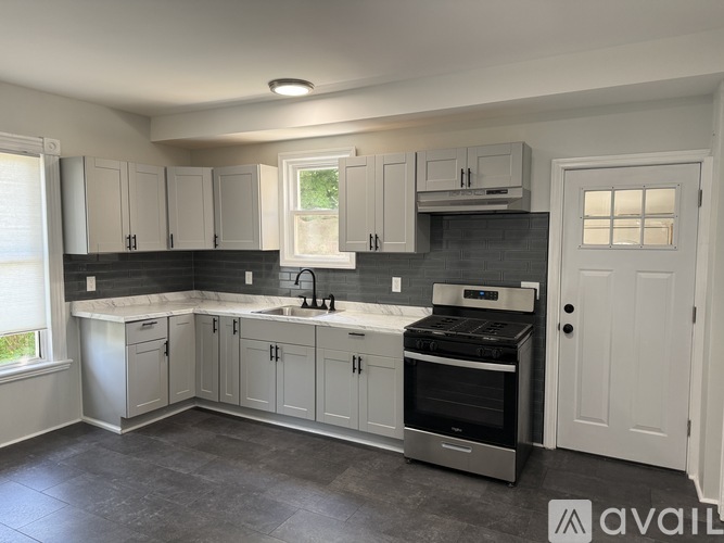 54 South Street 2 Beds Single Family Home for Rent - Photo gallery 3