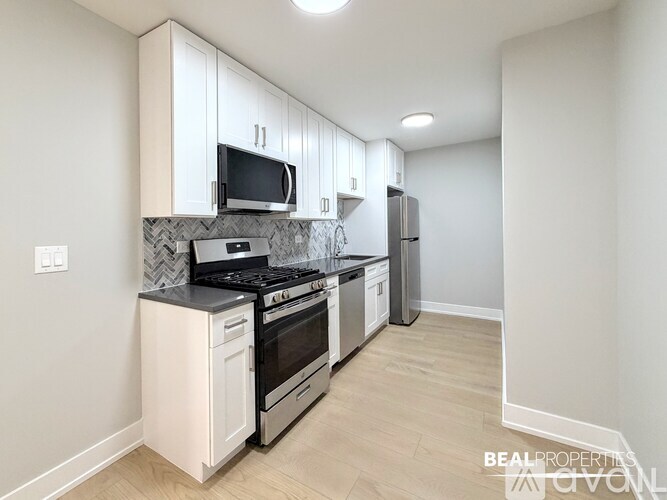 530 W Aldine Ave Studio Apartment for Rent - Photo gallery 3