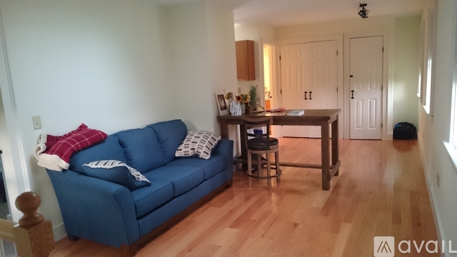 542 Browns Road 1 Apartment for Rent - Photo gallery 2