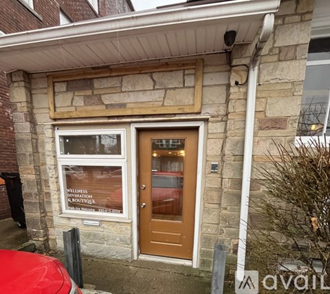 15 S Highland Ave 1 Apartment for Rent