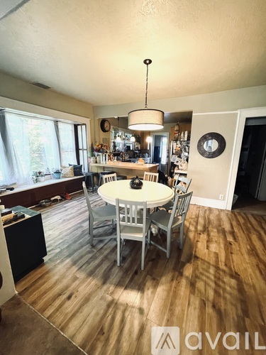 645 Juniper Street 5 Beds Single Family Home for Rent - Photo gallery 5