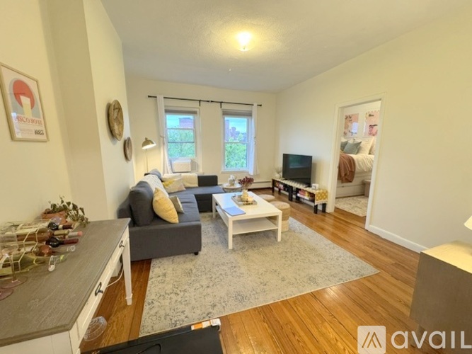 126 Union Pk St 2 Beds Apartment for Rent - Photo gallery 2