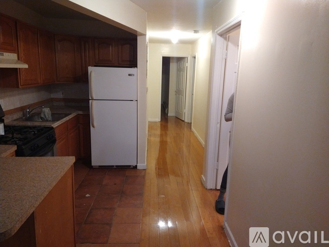 2097 Bergen Street 3 Beds Apartment for Rent - Photo gallery 4