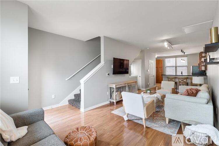 4571 Madison Avenue 3 Beds Condo for Rent - Photo gallery 4