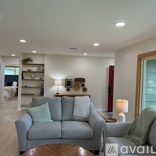 719 Hanshaw Road 3 Beds Apartment for Rent - Photo gallery 2