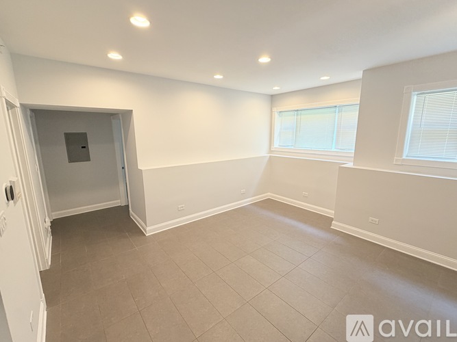 902 West Winona Street 2 Beds Condo for Rent - Photo gallery 5