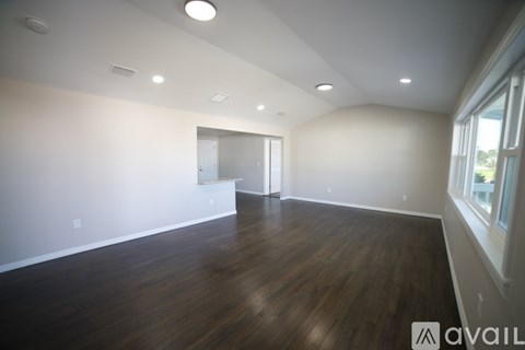 246 Ponce De Leon Drive 3 Beds Apartment for Rent