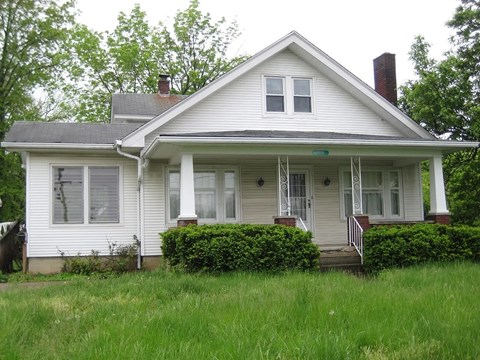 7715 Cheviot Ave 4 Beds Apartment for Rent