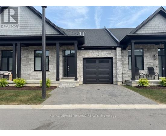 49 - 63 COMPASS TRAIL 2 Beds Condo, Home for Rent - Photo gallery 1