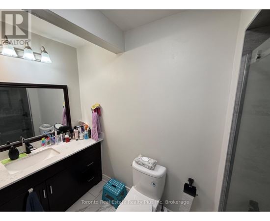 130 ASHURST CRESCENT 3 Beds Home, Townhouse for Rent - Photo gallery 1