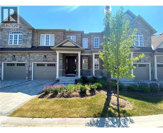 44 WINDSOR Circle 3 Beds Condo, Home, Townhouse for Rent - Photo gallery 1