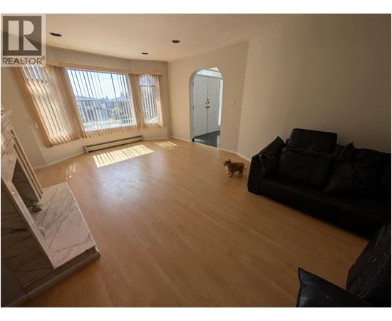 7XXX THORNHILL DRIVE 6 Beds House for Rent - Photo gallery 3