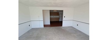 2/1 720 sqft