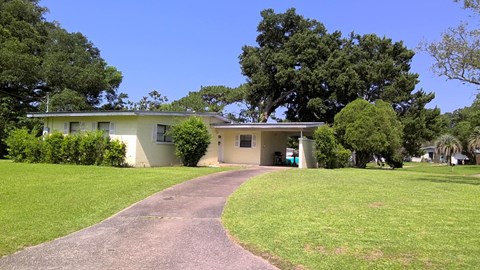 101 Vanderbilt Rd. 3 Beds Apartment for Rent