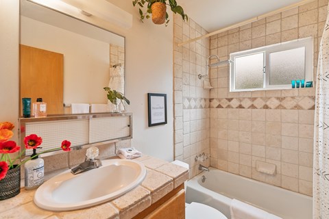 332 Fairway Dr. 3 Beds Apartment for Rent