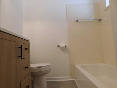 2120 Convention St 3 Beds Apartment for Rent