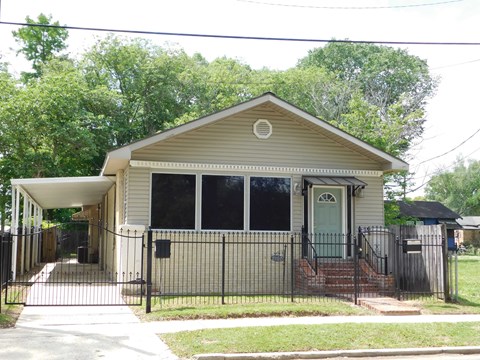2120 Convention St 3 Beds Apartment for Rent