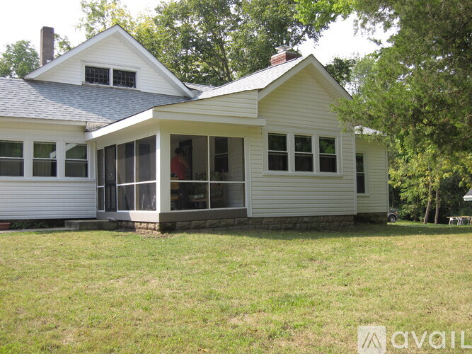 3079 W 100 S 3 Beds Single Family Home for Rent - Photo gallery 1