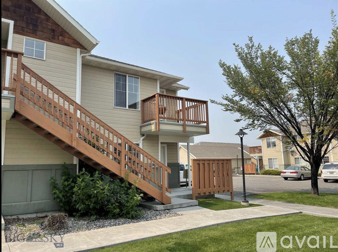 763 Forest Glen Drive 3 Beds Condo for Rent - Photo gallery 3