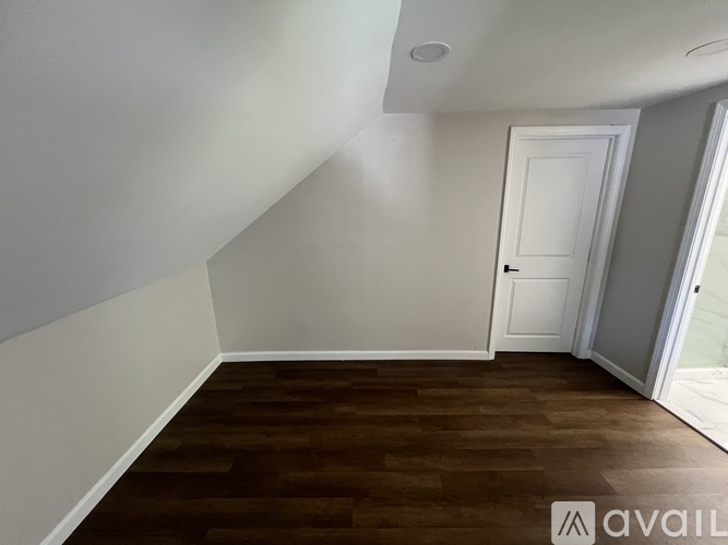 53 Crescent St 3 Beds Single Family Home for Rent - Photo gallery 2