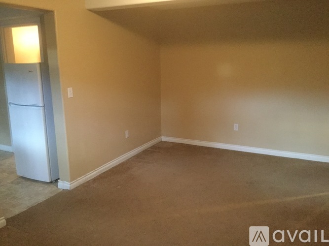 1200 East 4th Street 1 Apartment for Rent - Photo gallery 4
