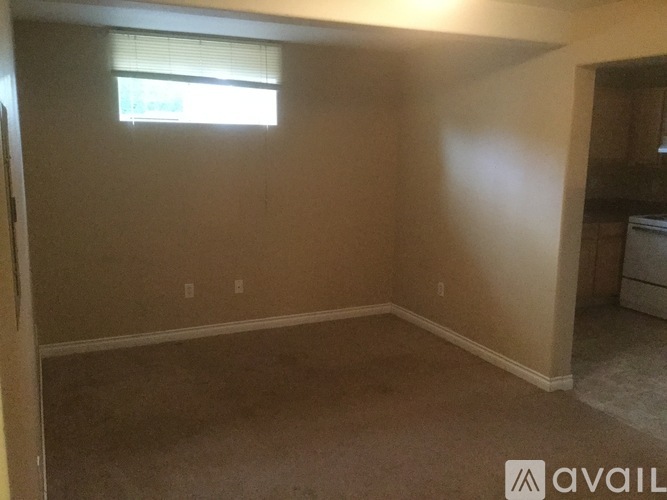 1200 East 4th Street 1 Apartment for Rent - Photo gallery 5