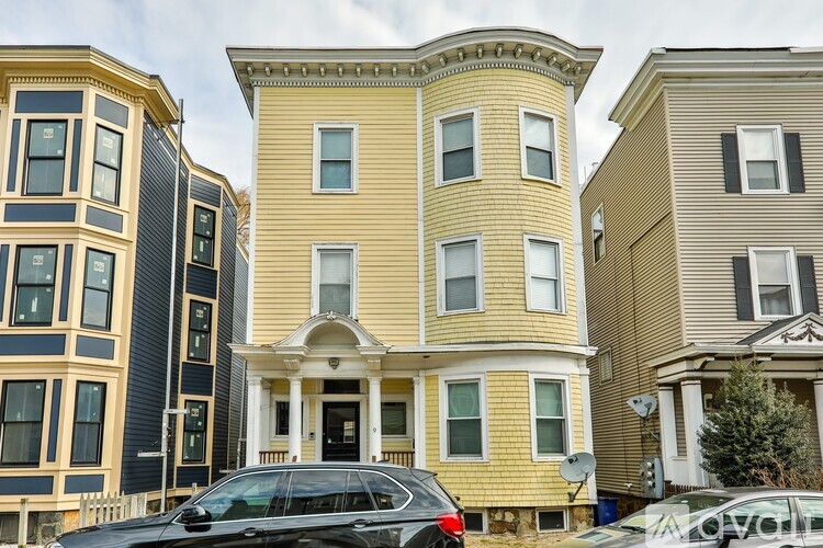 9 Bellflower St 3 Beds Apartment for Rent - Photo gallery 3