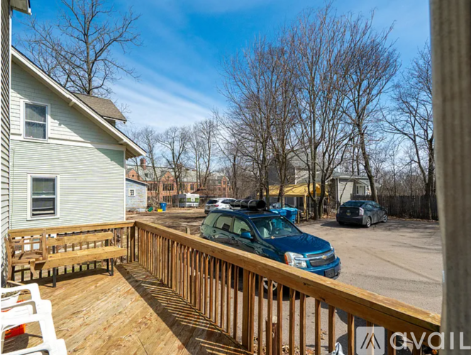 811 Oakland Drive 1 Apartment for Rent - Photo gallery 3