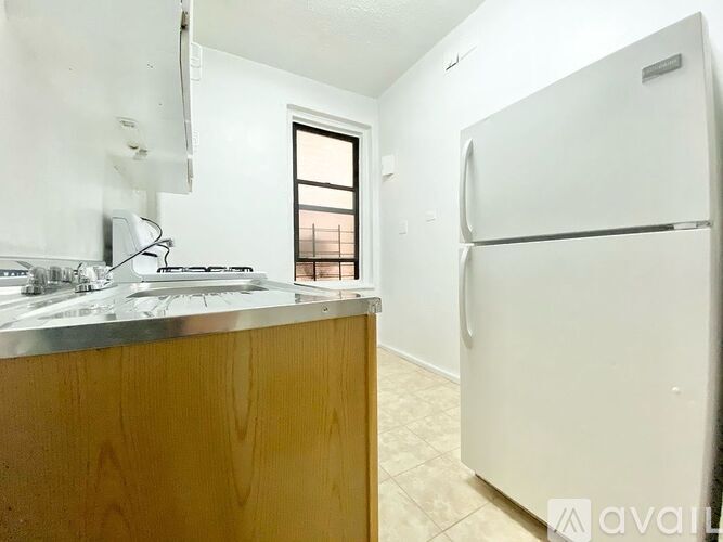30 Magaw Pl 2 Beds Apartment for Rent - Photo gallery 3