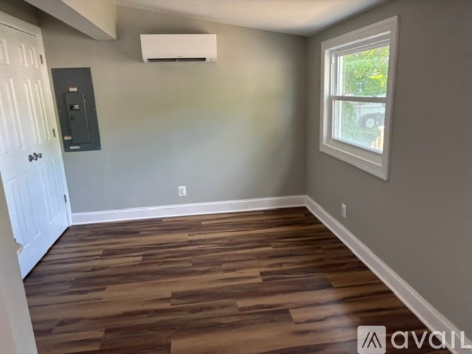 1524 Mayfield Road 2 Beds Single Family Home for Rent - Photo gallery 4