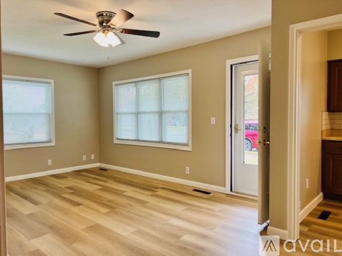 700 15th Street 2 Beds Single Family Home for Rent - Photo gallery 3