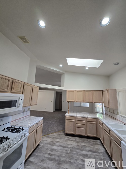 1276 Kyndal Way 3 Beds Single Family Home for Rent - Photo gallery 5