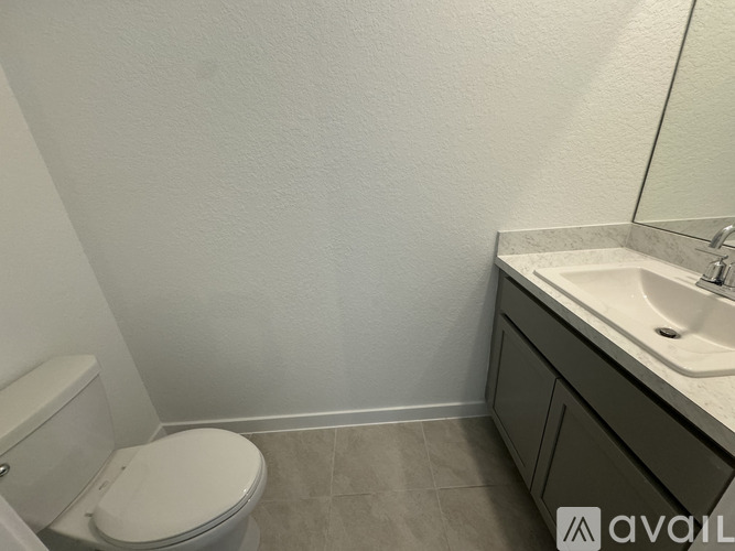 876 Northwest 3rd Way 3 Beds Single Family Home for Rent - Photo gallery 5