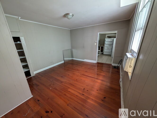 718 Congress St 2 Beds Apartment for Rent - Photo gallery 3