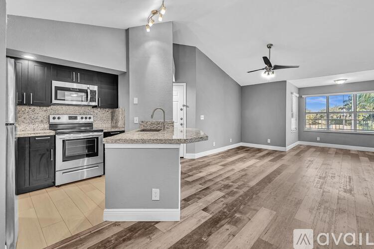 3300 Pinewalk Dr N 1 Condo for Rent - Photo gallery 3