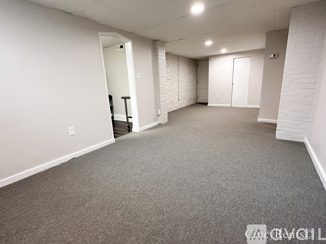 3138 Bishop St 1 Apartment for Rent - Photo gallery 3