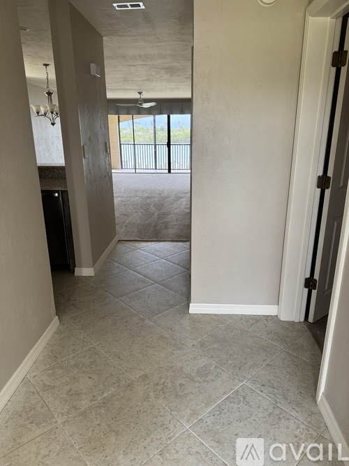 462 Bouchelle Drive 2 Beds Condo for Rent - Photo gallery 3