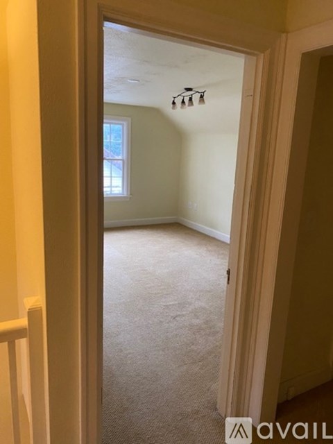305 N 1St Ave 6 Beds Apartment for Rent